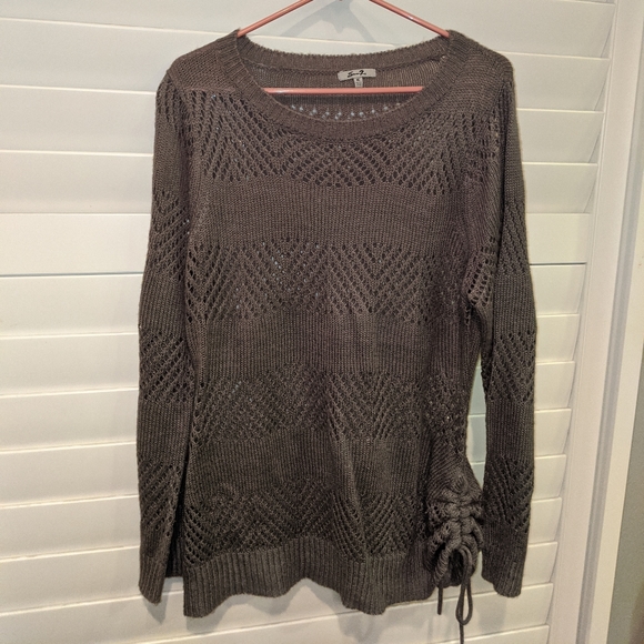 Seven7 Sweater - Picture 1 of 2